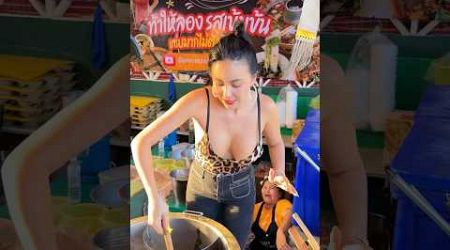 The Best Noodles Boat In Pattaya - Thai Street Food