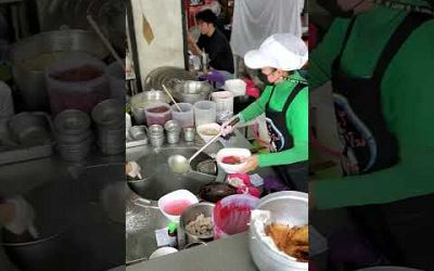 #ตี๋เย็นตาโฟ #จันทบุรี #Yentafo #streetfood #thailand #foodlover #jarnzab #จารย์แซ่บ