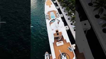 Yacht views… #dji #drone #travel #miamibeachlife #yacht #miami #life #aerial #sea