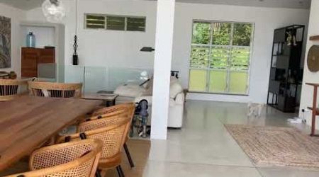 4 bedrooms 4 bathrooms Seaview pool villa in Chaweng Samui with separate self-contained apartment.