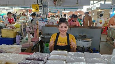 Buying dinner from a Pattaya market, Thailand.