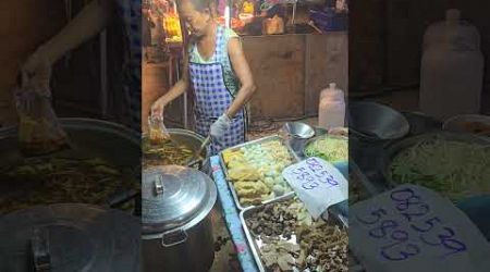 Street Food at a Market of Pattaya City Thailand #shorts #thailand #Pattaya #streetfood #thaifood