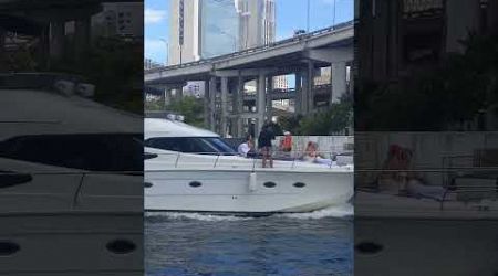 Bow Ladies on White Yacht on the Miami River | Chit Flix (P)