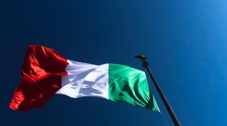 Italian police uncover billion-euro tax credit scam