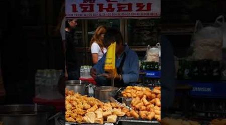 Fried Food! Bangkok street food, looks delicious! #bangkok #friedchicken