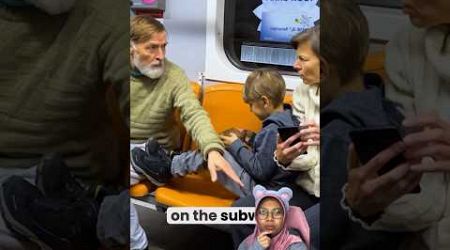 Anaknya gak sopan banget ya #subway #metro #kindness #travel
