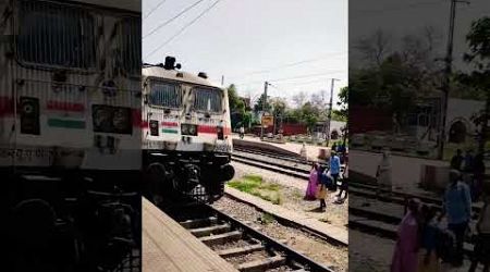 #train #indianrailway#railwaystation #travel #youtubeshorts #trendingshorts #viralvideo