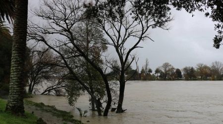 New Zealand's east coast hit by floods, some residents evacuated