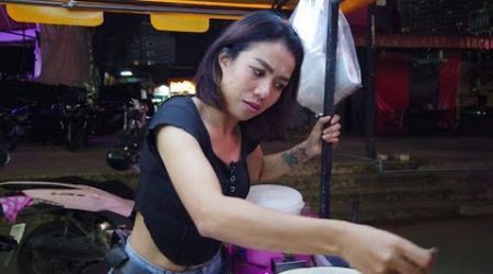 Thai Girls &quot;Flirting with girls in Pattaya Tree Town and dated a hot girl who makes banana roti.