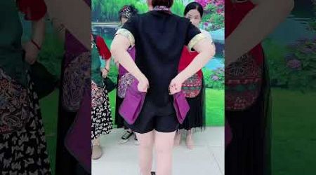 Popular tool,The apron is of the best design, the pockets are spacious #shortvideo #fashion