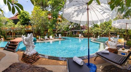 High Season 2025: B&B stay at well-rated and seafront 4* hotel in Phuket for $44/double