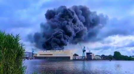 In der Lürssen Werft brennt eine Yacht 