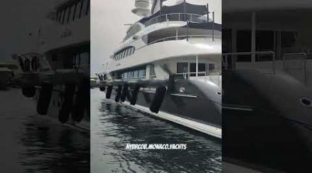 Yachts in Monaco #superyacht #monaco #billionaire #luxury @nybrcob.monaco.yachts