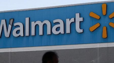 Walmart must face lawsuit over deceptive pricing in stores