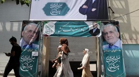 Iranians vote in run-off presidential election amid widespread apathy