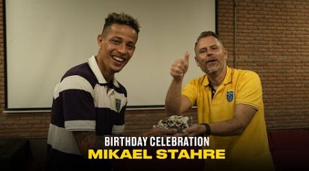 Coach Mikael&#39;s Birthday Celebration | KBFC | Kerala Blasters | Blasters In Thailand