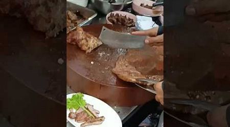 Grilled Pork Neck Grilled Beef Bangkok | คอหมูย่าง เนื้อย่าง จิ้มจุ่มหน้าสหกรณ์ลาดหญ้า กรุงเทพฯ