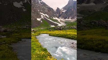 Amazing beautiful see the river cennet Valley cilo travel wiev Hakkari #keşfet #travel #naturelovers