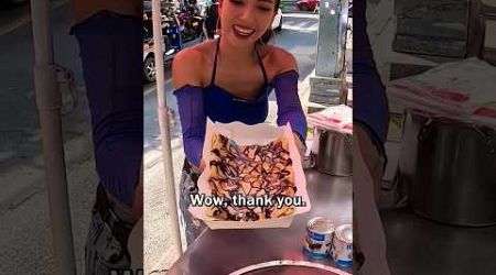roti lady #streetfood #shorts #thaifood #shortsfeed #viralvideo #foodie #trending #bangkok #food