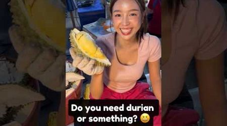 She Sells Nice Portions of Durian. - Thai Street Food