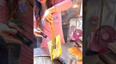 The Most Beautiful &amp; Hardworking Roti Lady in Bangkok #shortvideo