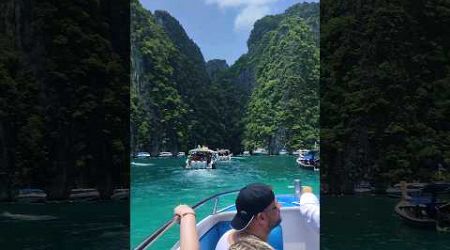 Speed boat ride to Maya Bay Phi Phi island #travel #phiphiislands#phuket #thailand