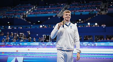 Léon Marchand, nouvel enfant chéri de tout un pays, entre dans la légende du sport français aux JO 2024