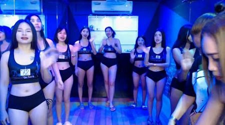 Desire on Soi 6 ladies in Pattaya, Thailand Live Stream 02/08/24