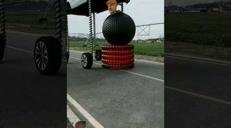 How about the car design of this lifting device? Douyin Assistant popular co-production cre #shorts