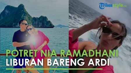 Nia Ramadhani &amp; Ardi Bakrie Nikmati Liburan di Atas Yacht Mewah