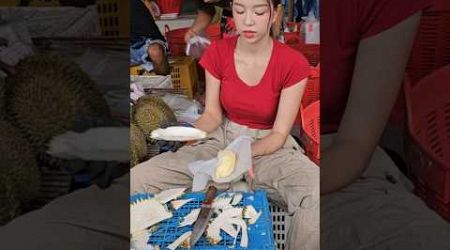 Cute Girl Selling Monster Fruit Durian in Bangkok #beautiful #durain