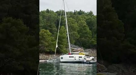 Huge 3 yachts crash near Split, Croatia