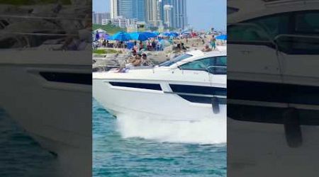 Cruisers yachts PT-2 #yacht #yt #hauloverinlet #shortvideo #haulover