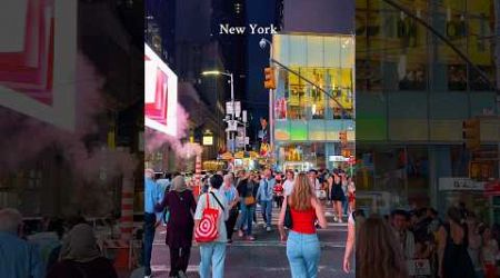 Times Square at night, NEW YORK 