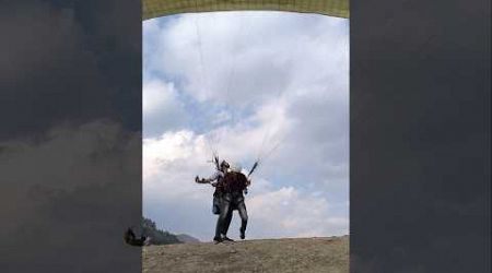 Wah bhai kya running kiya #travel #mountains #paragliding #goodvibes #shorts #viralvideo #youtube