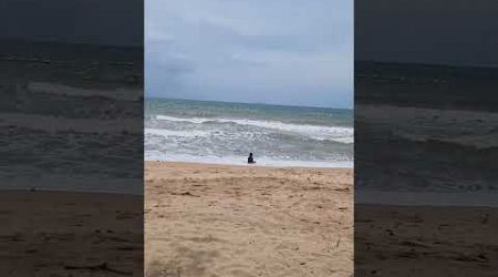 Strong wind and waves on the beach today pattaya #beach #waves #thailand