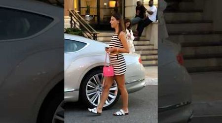 Cute billionaire tips &amp; leaves in her Bentley at Hotel Paris #billionaire #monaco #luxury #lifestyle