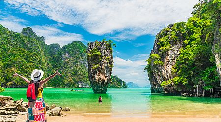 Phuket w sezonie: loty (z bagażem) i 12 nocy w 4* hotelu za 3406 PLN. Wyjazd z Warszawy