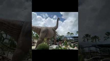 #viralvideo #viralshort #dinosaur #king dom #pattaya