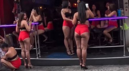 4K Soi 6 Slow Motion Red Light Street Scenen Pattaya Sexy Ladys Look for Handsome Mens ATM 