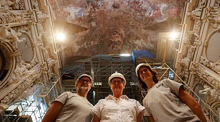 Spanish mother and daughter train bacteria to restore church frescoes