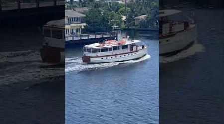 Stunning 62&#39; 1939 Trumpy #Yacht Returns from #Nantucket 