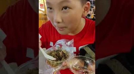 Makan Extrim di Bangkok #viralvideo #shortsviral #extremefood #louiskenneth