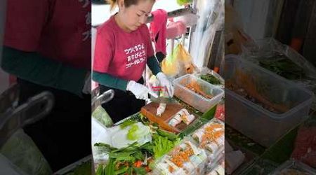 Lui Suan Noodles Wang Lang Siriraj Bangkok | ก๋วยเตี๋ยวลุยสวน ตลาดวังหลังศิริราช กรุงเทพฯ