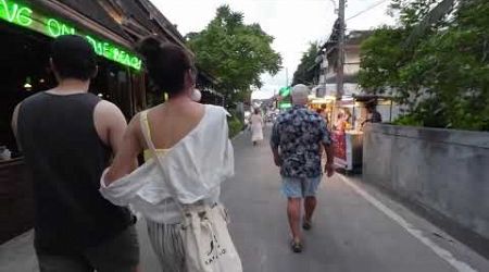 ตลาดถนนคนเดินชุมชน “The Wharf Samui” เกาะสมุย นักท่องเที่ยวแห่เข้าคิวซื้ออาหารไทย