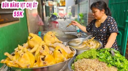 Bún Măng Vịt Chị Út hơn 30 năm | Quy trình luộc gà vịt màu vàng đẹp không bị hôi