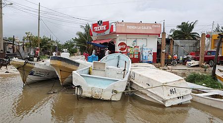 Thousands flee Hurricane Milton, causing traffic jams and fuel shortages