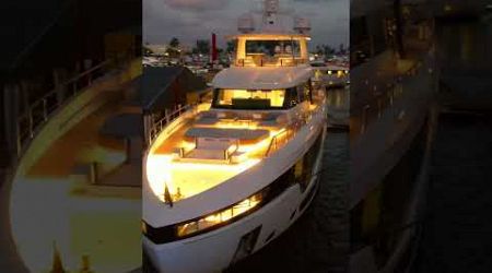 Floating mansion!!!.......Azimut yacht.