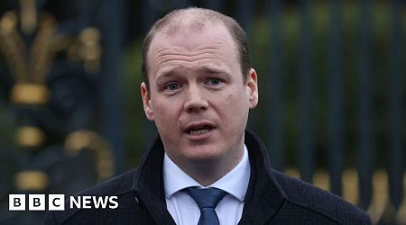 Second DUP minister holds meeting with loyalist group