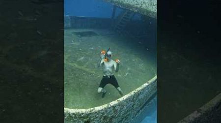 Freediver Juggles 20 Meters Underwater #freediving #apnea #juggling #phuket